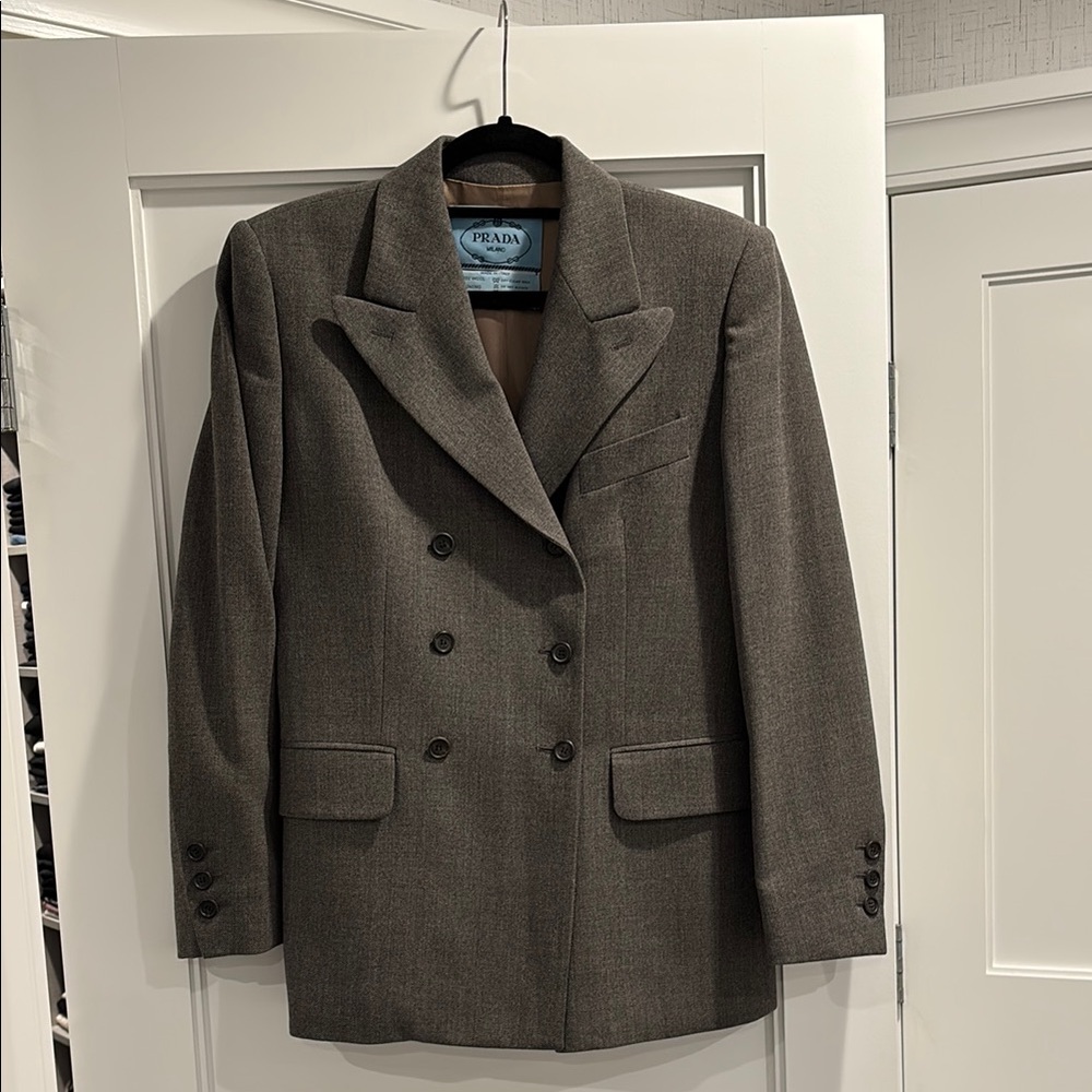 Prada Brown Double-Breasted Blazer size 44 (US size 8)